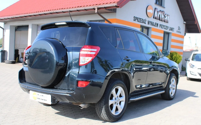 Toyota RAV4 cena 39900 przebieg: 274513, rok produkcji 2011 z Dukla małe 407